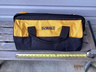 DEWALT Heavy Duty Multi - Pocket Tool Bag.. Brand NEW.