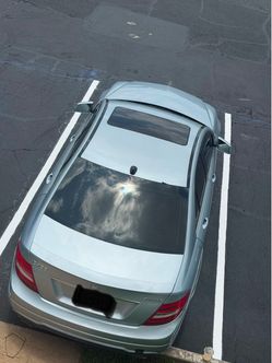 Mercedes-Benz C300 4MATIC Sedan