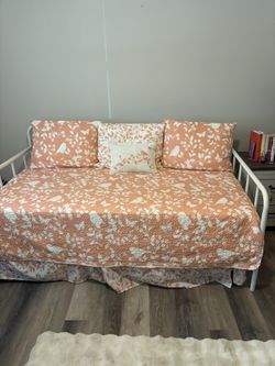 Daybed Bedding Comforter Set (6 Pieces) (NO BED)