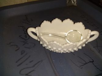 Gravy boat