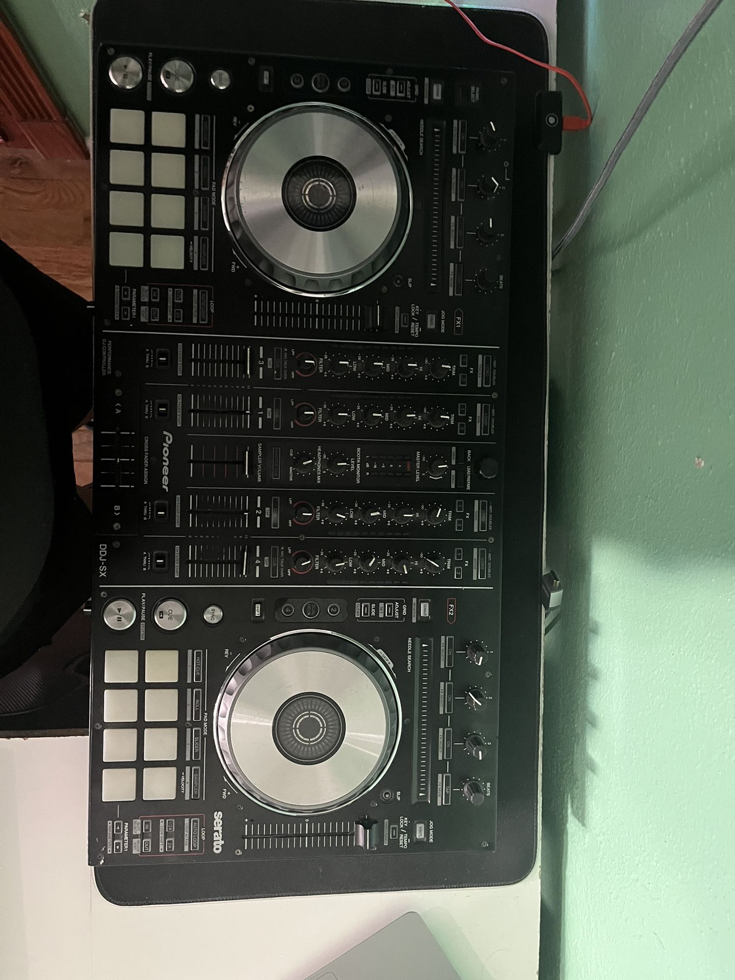 DJ Mixer