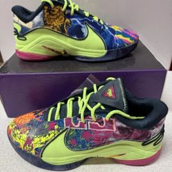 Lebron 22.      Size 11