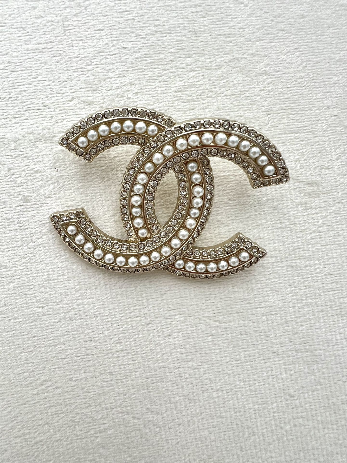 Brooch Pin