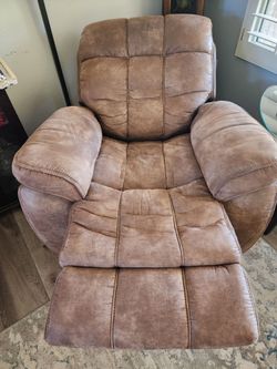 Loveseat & Two Recliners