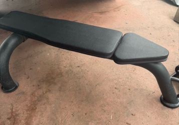 FLAT WEIGHT BENCH - Sturdy With Wheels For Easy Move
