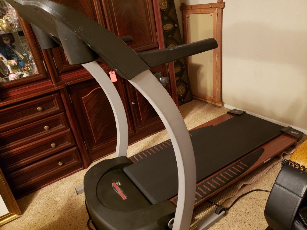 Free Treadmill