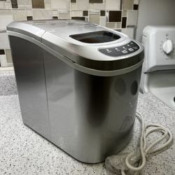 Portable Ice Maker - Sharper Image