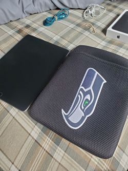 Unlocked cellular & wifi 6th gen iPad