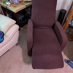 Free Recliner With Vibration Massage Function