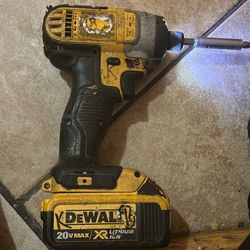 Dewalt 20 V Max