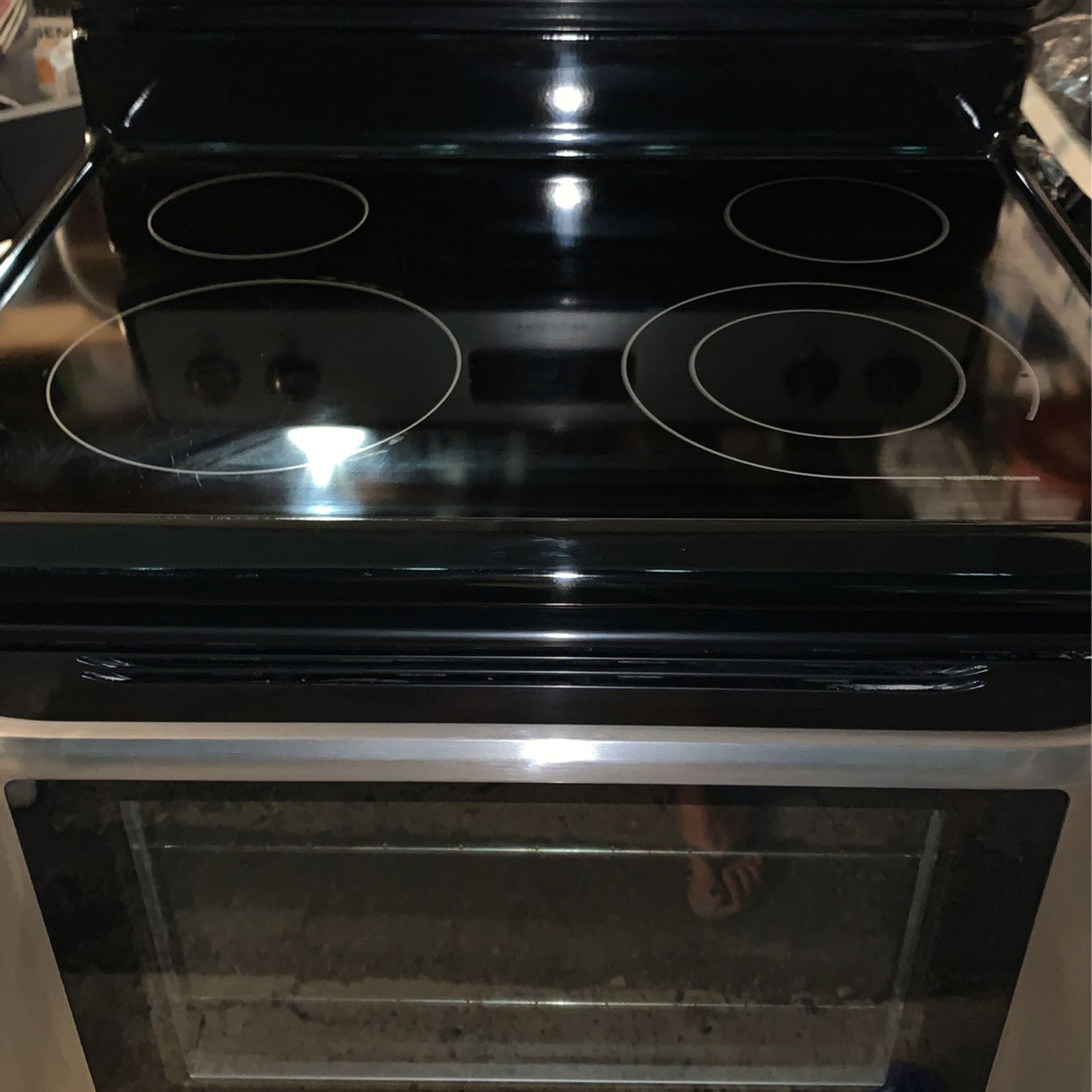 Lightly Used Electric Frigidaire Flat Stove 30”