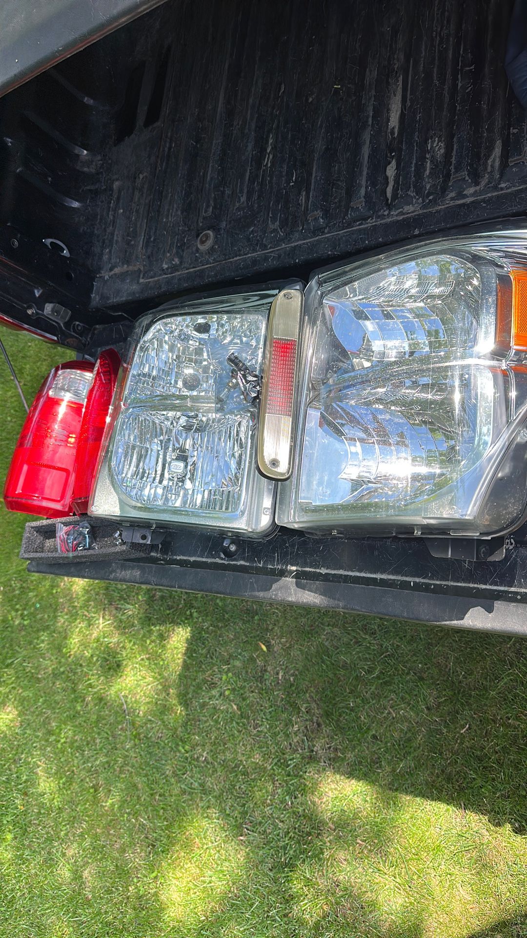 Ford F250 Headlights