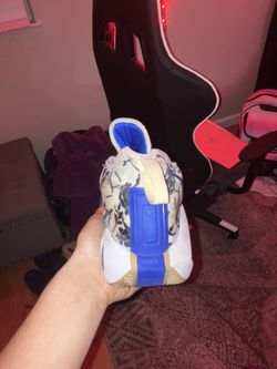 lebron XIV blue black n white