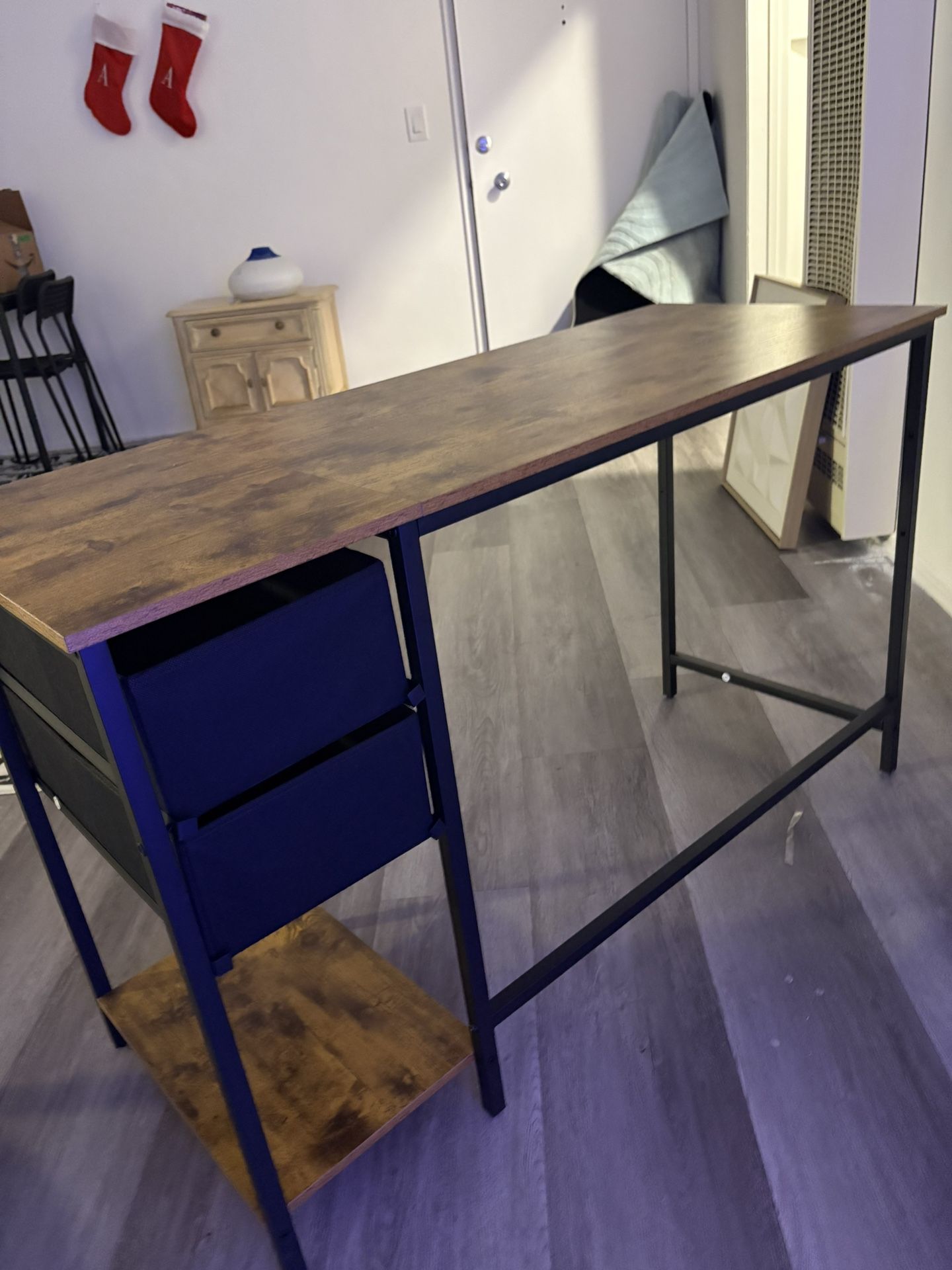 Brand New Desks With Drawers And Brand New Coffe Table