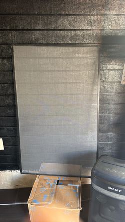 Black Windows Screens