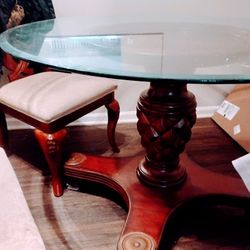 Dinning Room Set W/4 Chairs