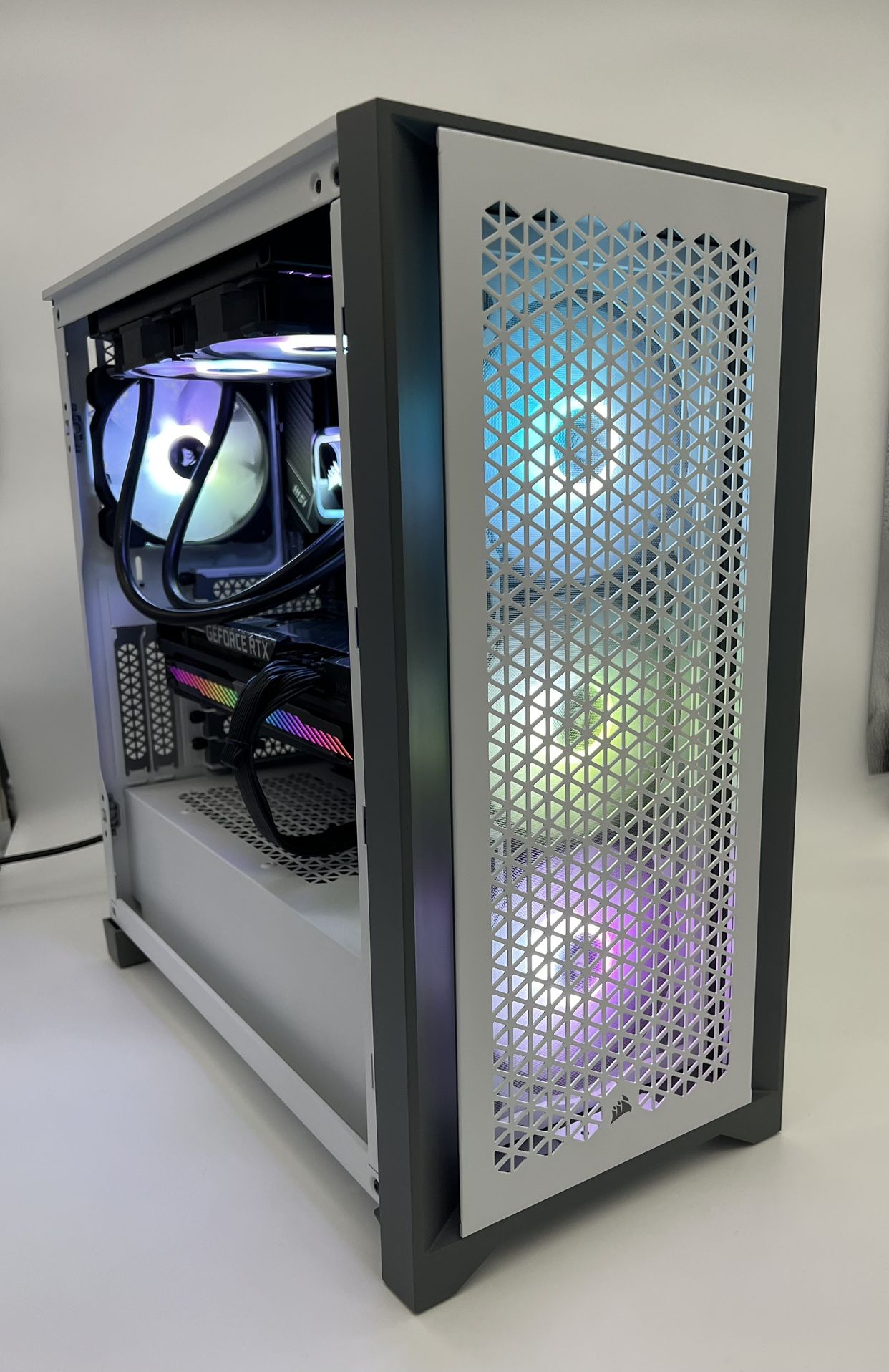 RTX 3070 Ti, Ryzen5, 7500F Corsair Gaming Pc.