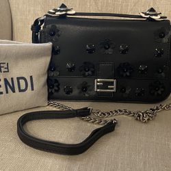 small fendi crossbody bag,black and navy blue NOT AUTHENTICE