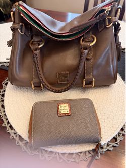 Dooney Bourke Purse and Wallet Authentic