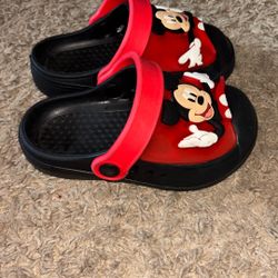 Light Up Mickey Mouse  Size 7-8 Kids