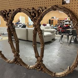 Bassett Vintage Triple Interlocking Oval Mirror
