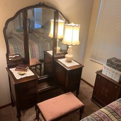 Antique Bedroom Set