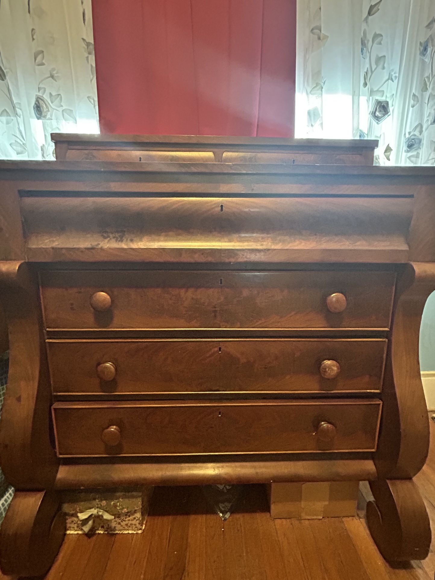 Mid-19th century Empire-style dresser