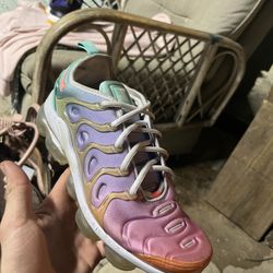 Womans Nike Vapor Max Size 9