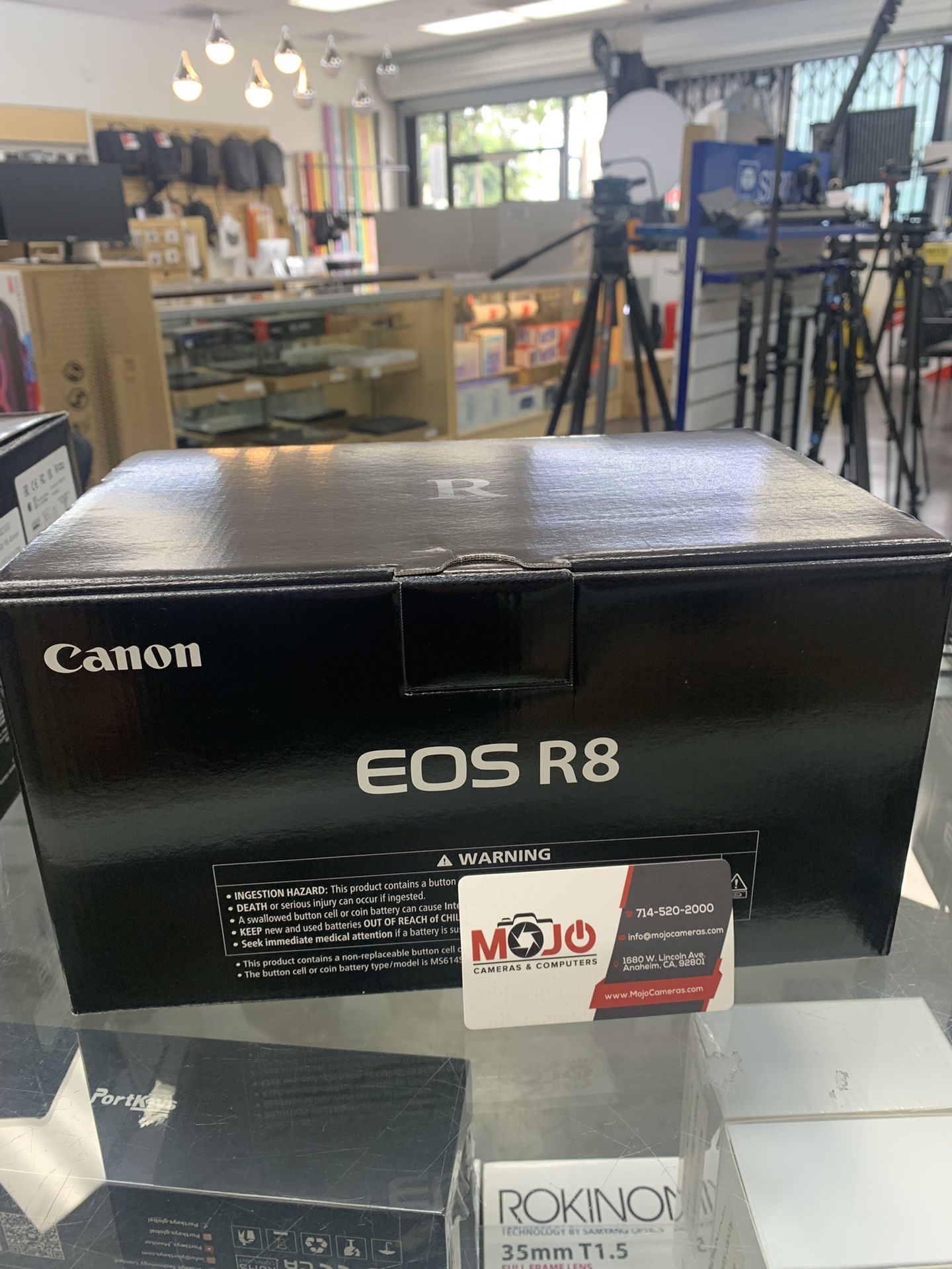 Canon R8 Body Only