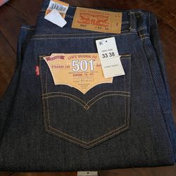 Men Levi’s 501