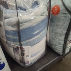 Madison Park 6 Piece Queen Comforter