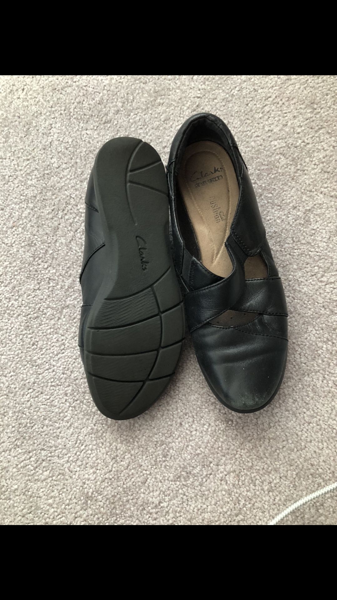 Women’s Clark’s Black Slip On 7.5 M