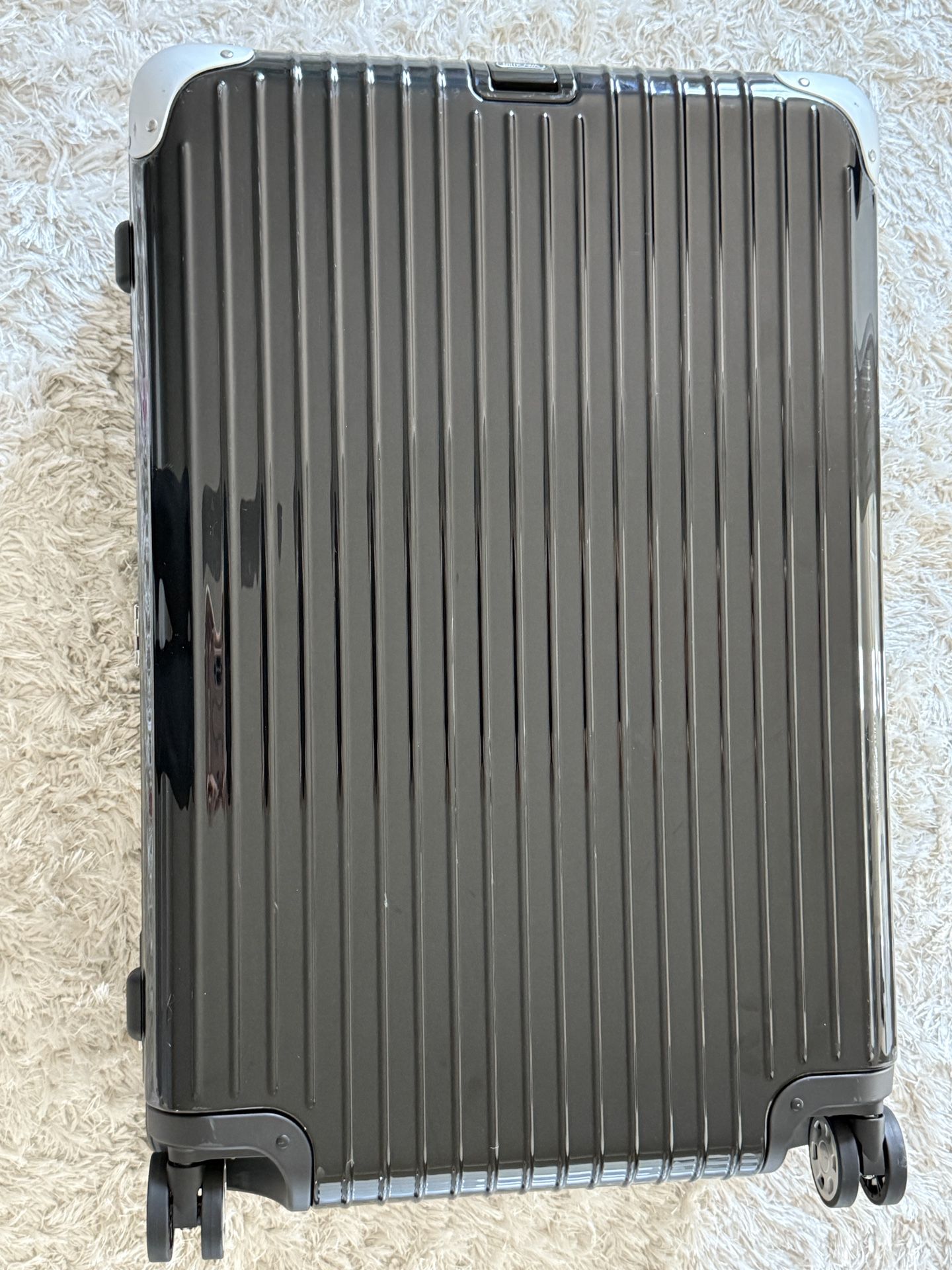 RIMOWA Electronic Tag Suitcase 