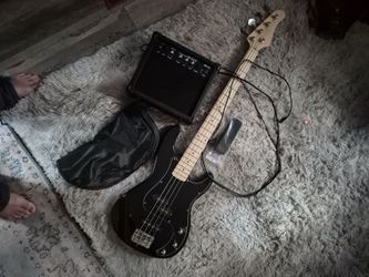 Bass guitar 🎸 with small amp
