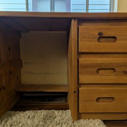 (LAST CALL) Sturdy 40 × 24 Inch Wooden Desk, 3 Drawers