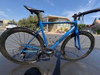 BMC Teammachine ALR01 Road Bike - Carbon Wheels & Continental GP5000s