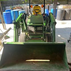 John Deer Tractor 
