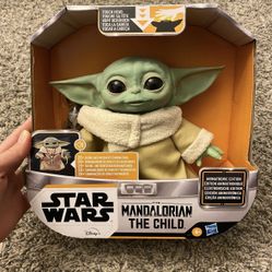 Star Wars Mandalorian 8" The Child Animatronic Edition with Motion & Sounds