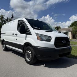 2019 FORD TRANSIT 150 LOW ROOF CARGO VAN LOW MILES PERFECT