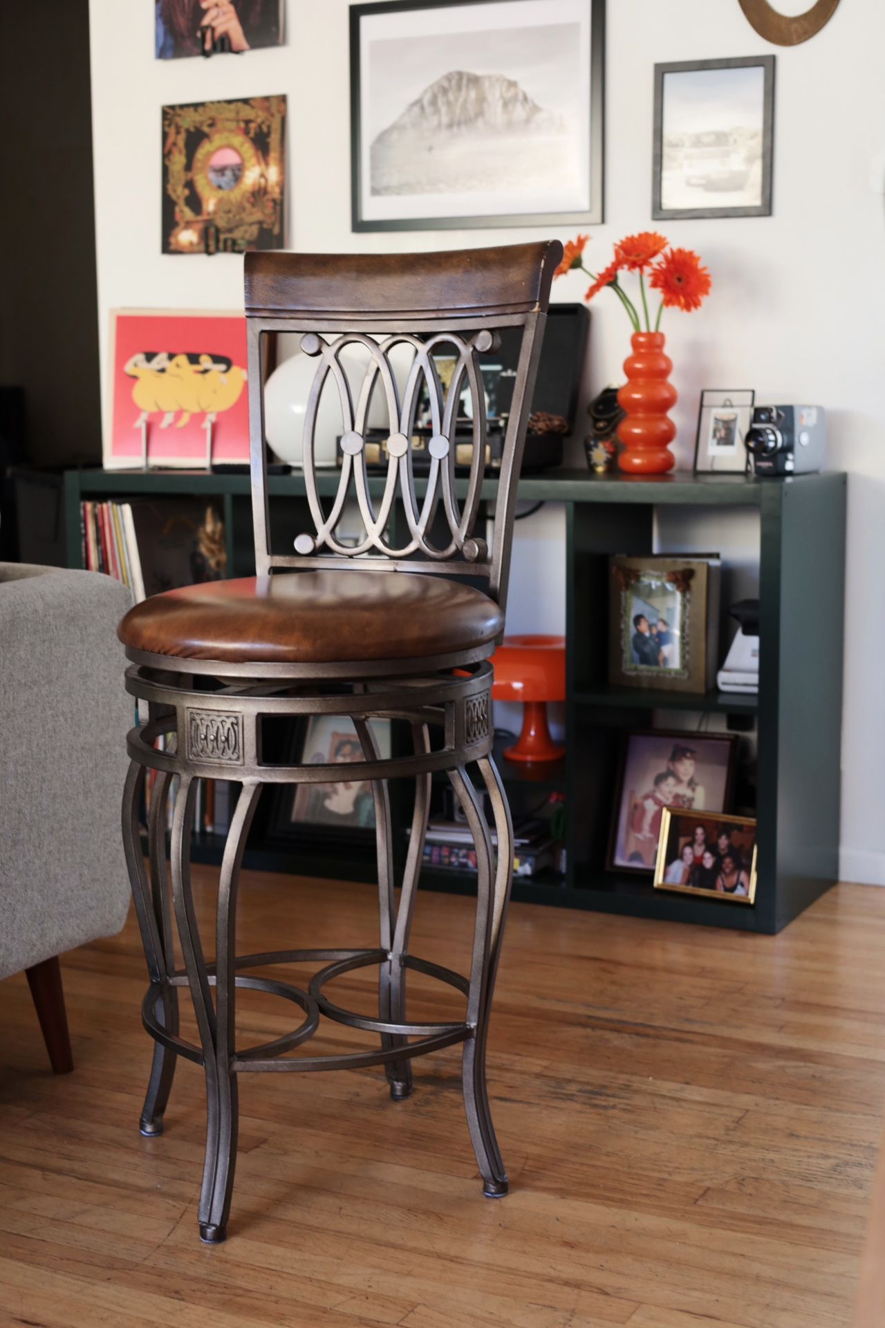 Hillsdale Montello Swivel Counter Stools – Set of 2 (26.5”-27” Seat Height)