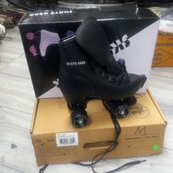 4 WEELS SKATES 