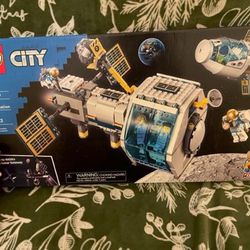 New, Price Firm, Lego City Lunar Space Station 60349 Building Kit