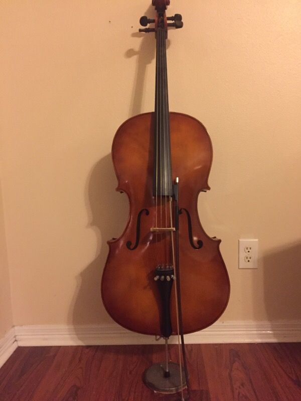 Hermann Beyer Cello 4/4 copy of Antonio Stradivarius