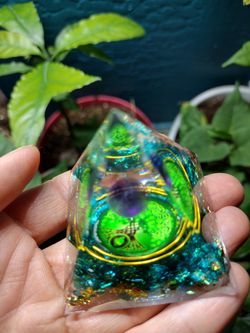 Pyramid Tree Of Life Green