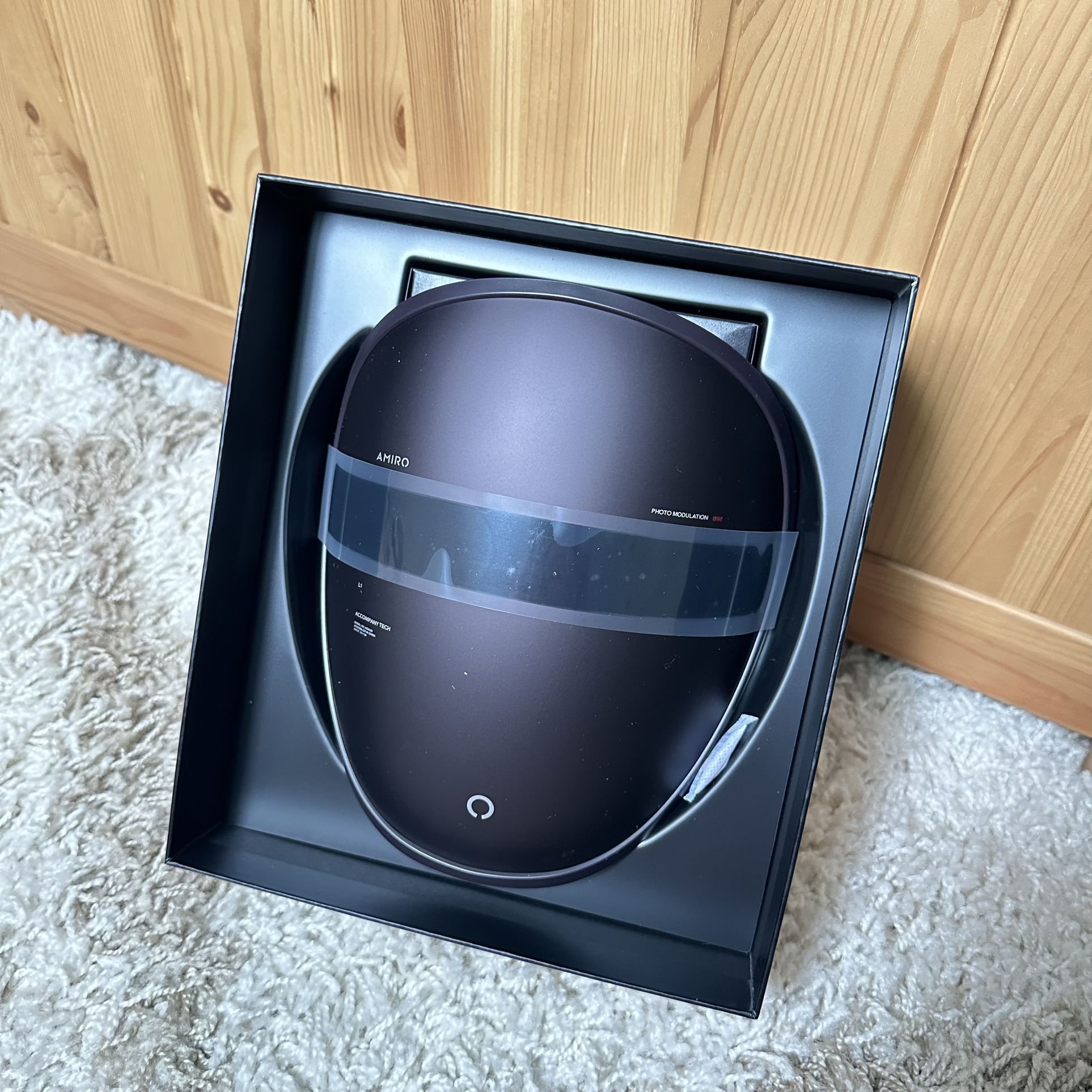 NIB!!! AMIRO L1 LED Light Therapy Facial Mask