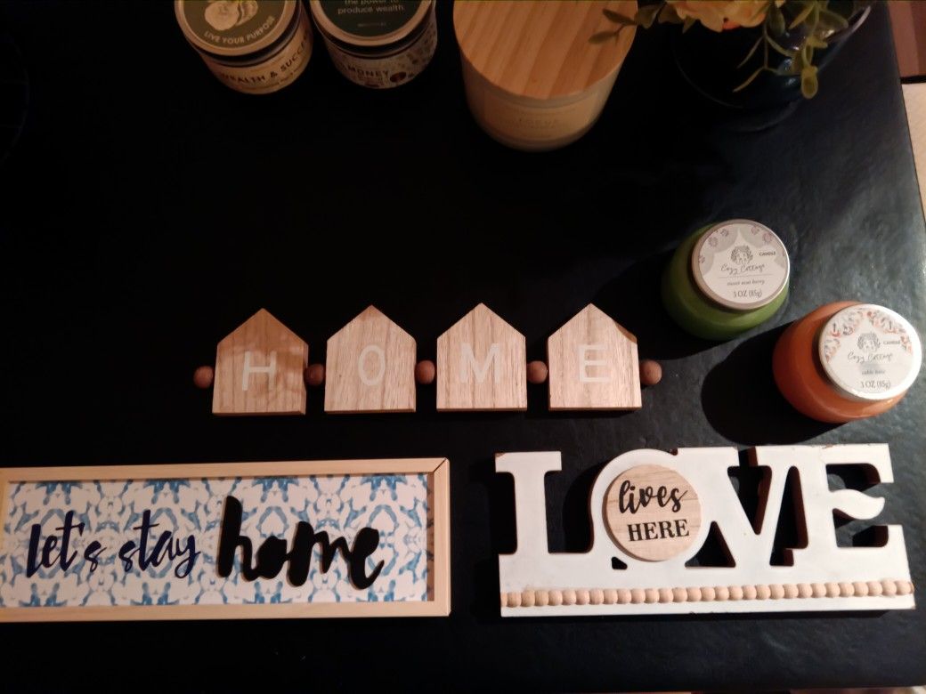 3 Wood Signs, (& 2 Candles.)