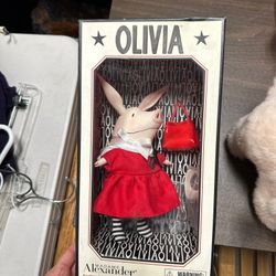 Madame Alexander Olivia Pig Vinyl Doll In Original Box