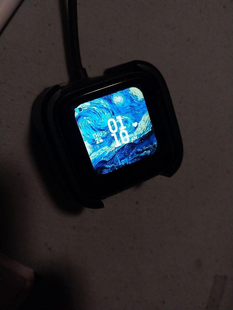 FitBit Versa 4 Smart Watch