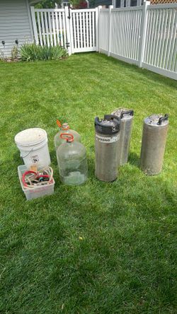 Home brewing kegs and 2-5 gallon carboys