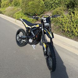 2025 Surron Ultra Bee (Brand New)